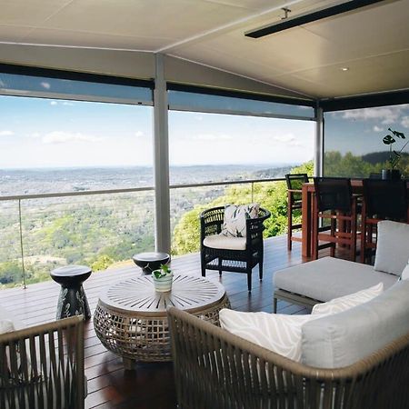 Flaxton Garden Home With Spectacular Coastal Views Montville Exterior foto