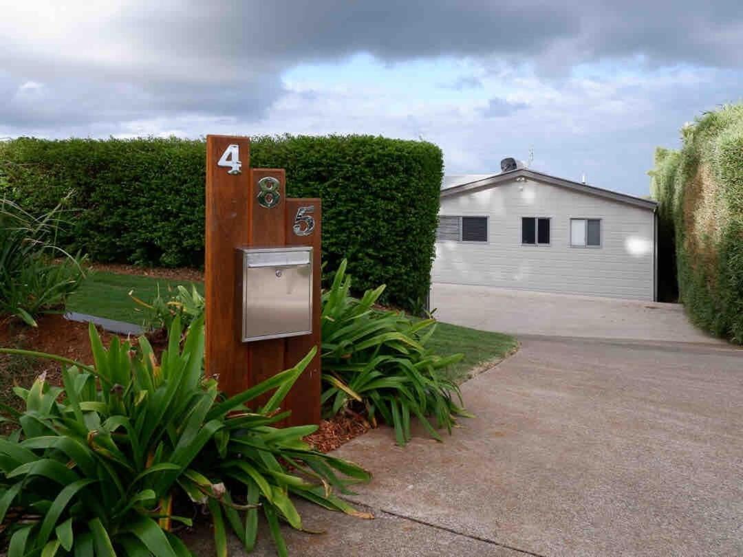Flaxton Garden Home With Spectacular Coastal Views Montville Exterior foto